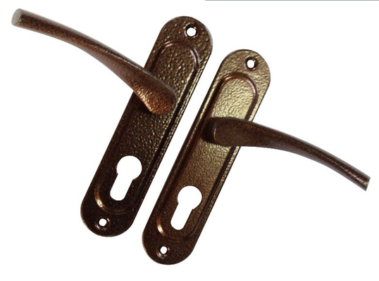 Manche de serrure de porte en métal en finition CP adaptée à l'intérieur
